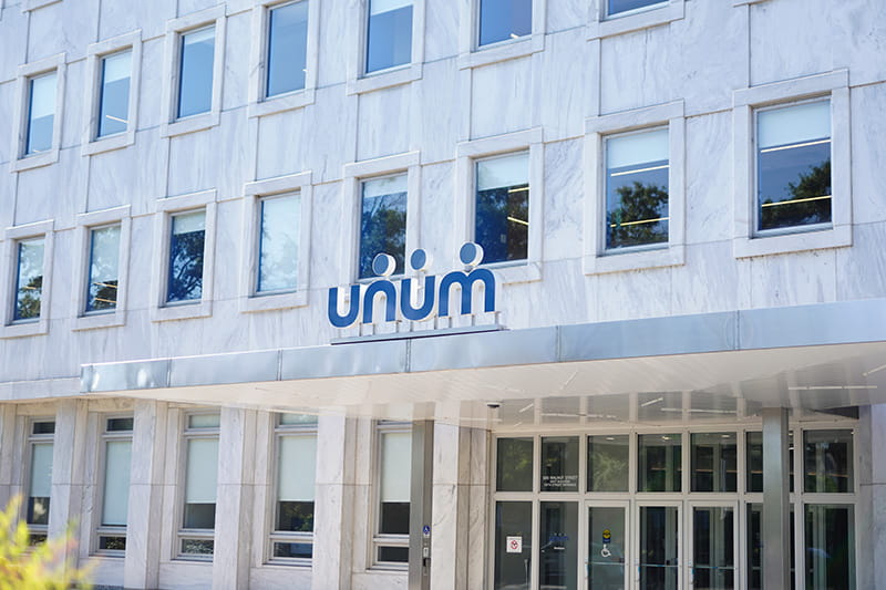 Exterior shot of Unum Chattanooga office building